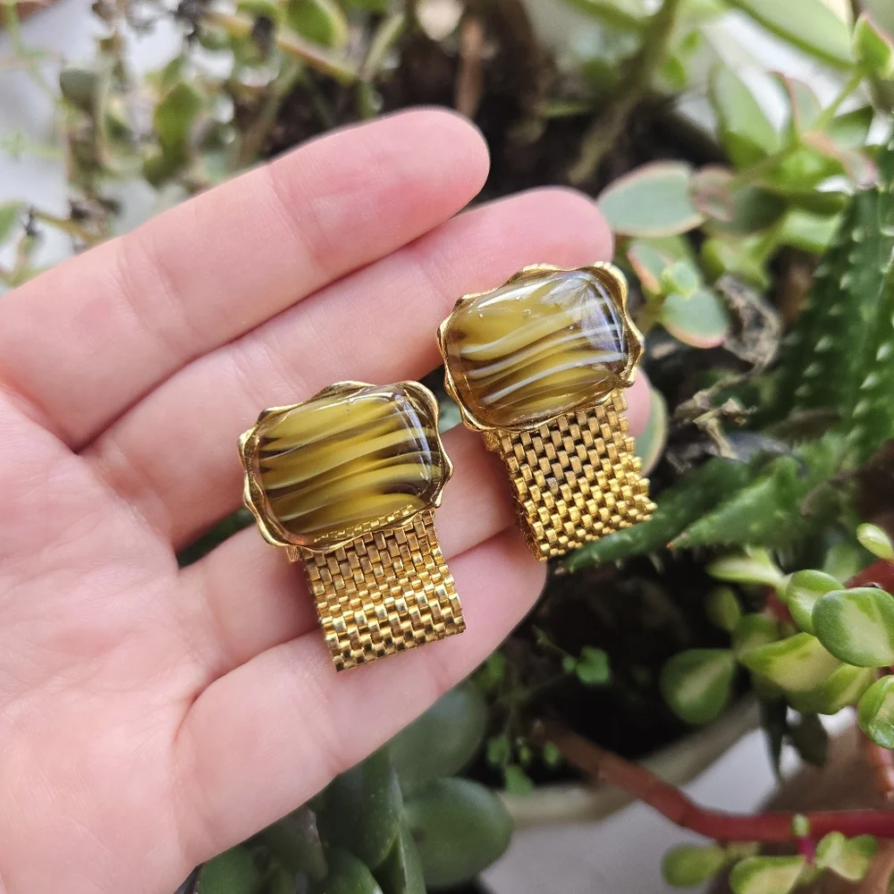 Vintage Gold Gemstone Cuff Links